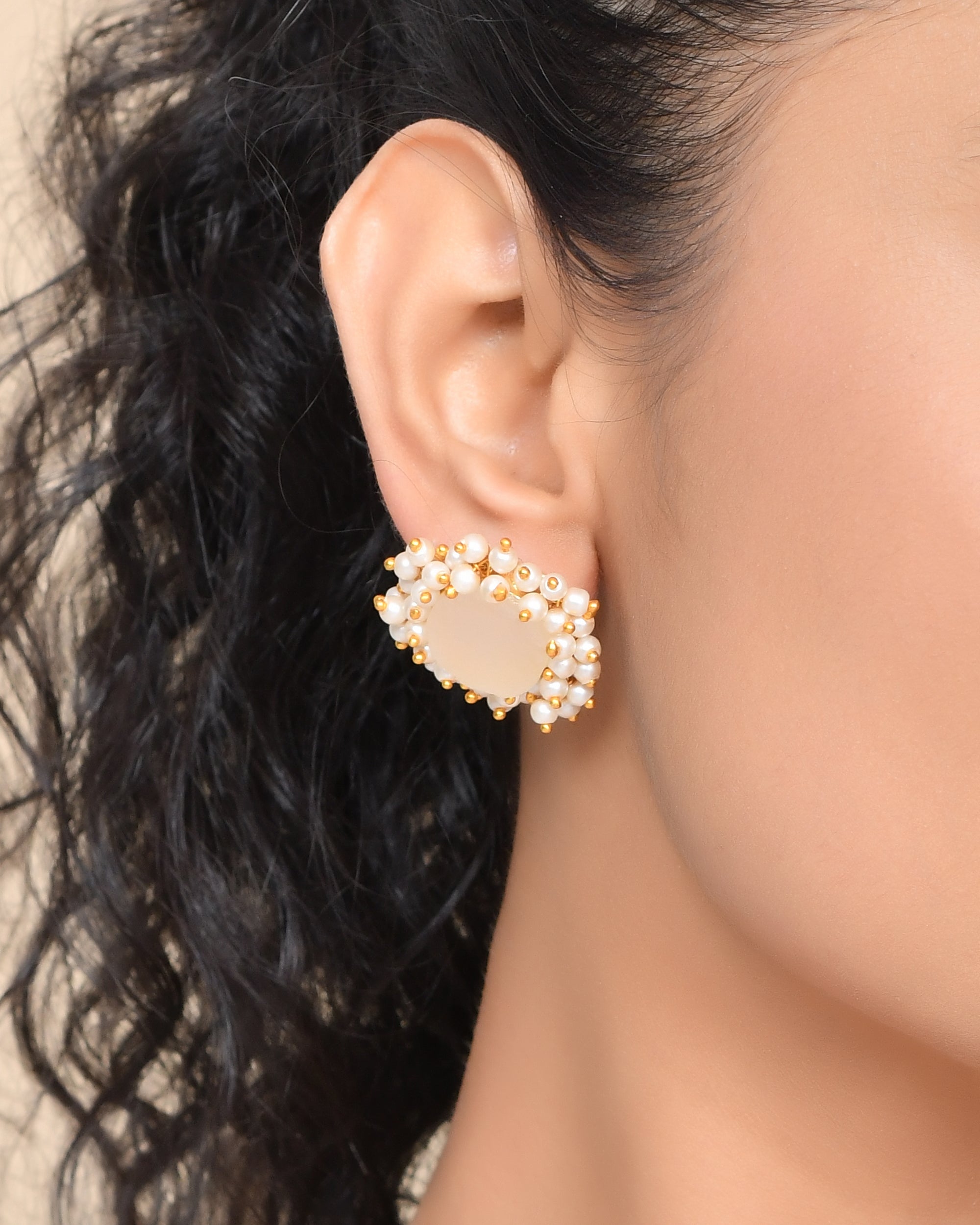 WHITE AMETHYST ROUGH EARRINGS